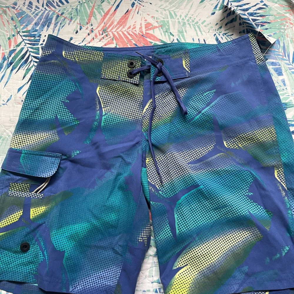 Brand new short